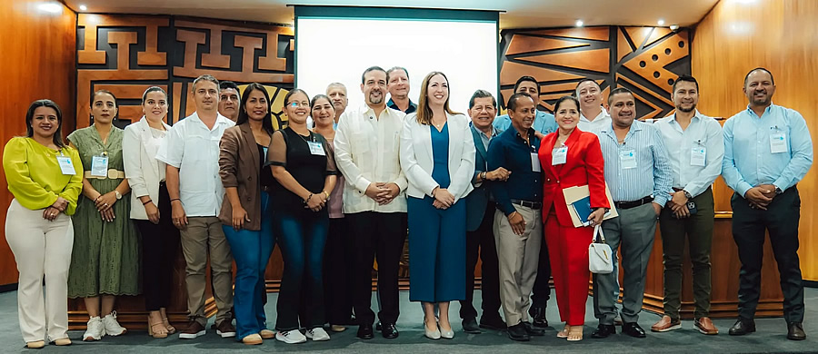 Ana María Gallardo como Viceprefecta del Guayas